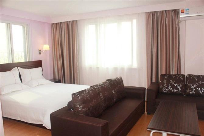 Shanghai Yiting 6+E Hotel - Lujiazui 객실 사진