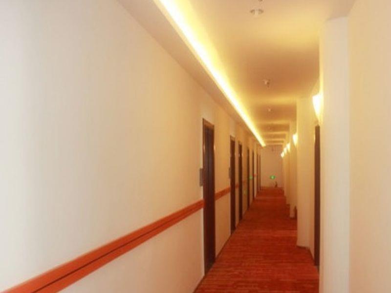 Shanghai Yiting 6+E Hotel - Lujiazui 외부 사진